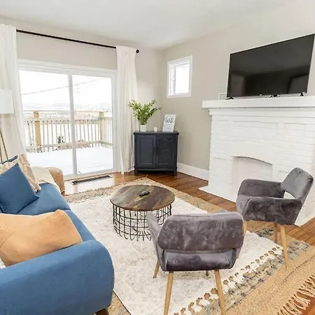 Cozy Riverfront Bungalow With Stunning Views Covington Extérieur photo