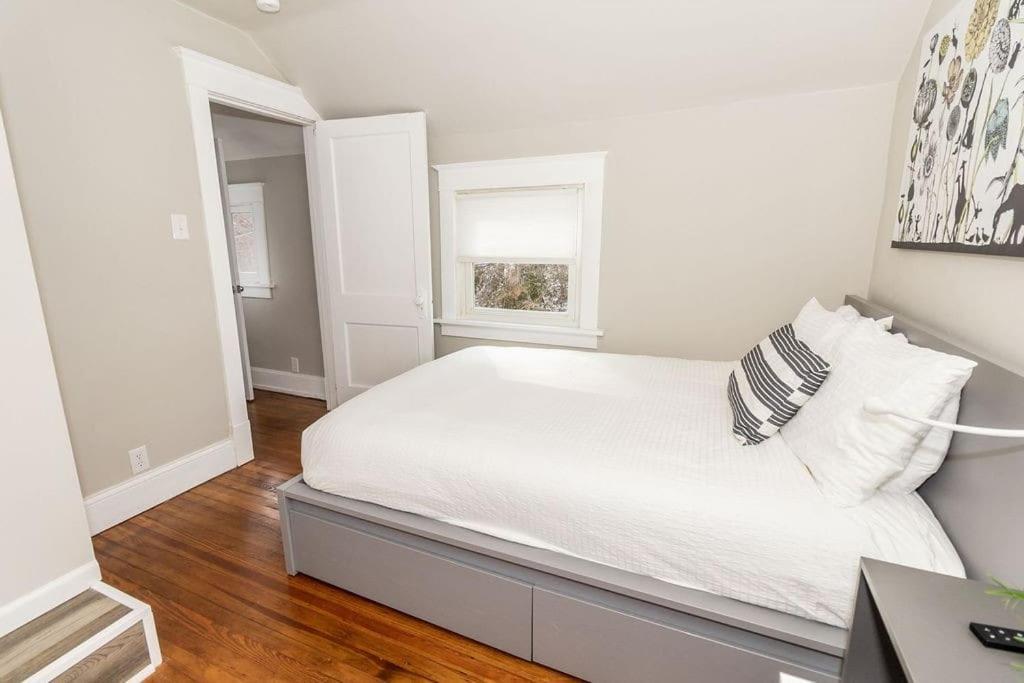 Hébergement de vacances Cozy Riverfront With Stunning Views Covington