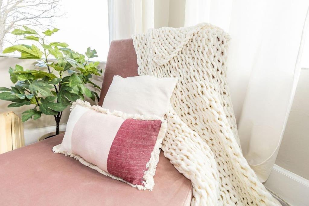 Cozy Riverfront With Stunning Views Hébergement de vacances Covington